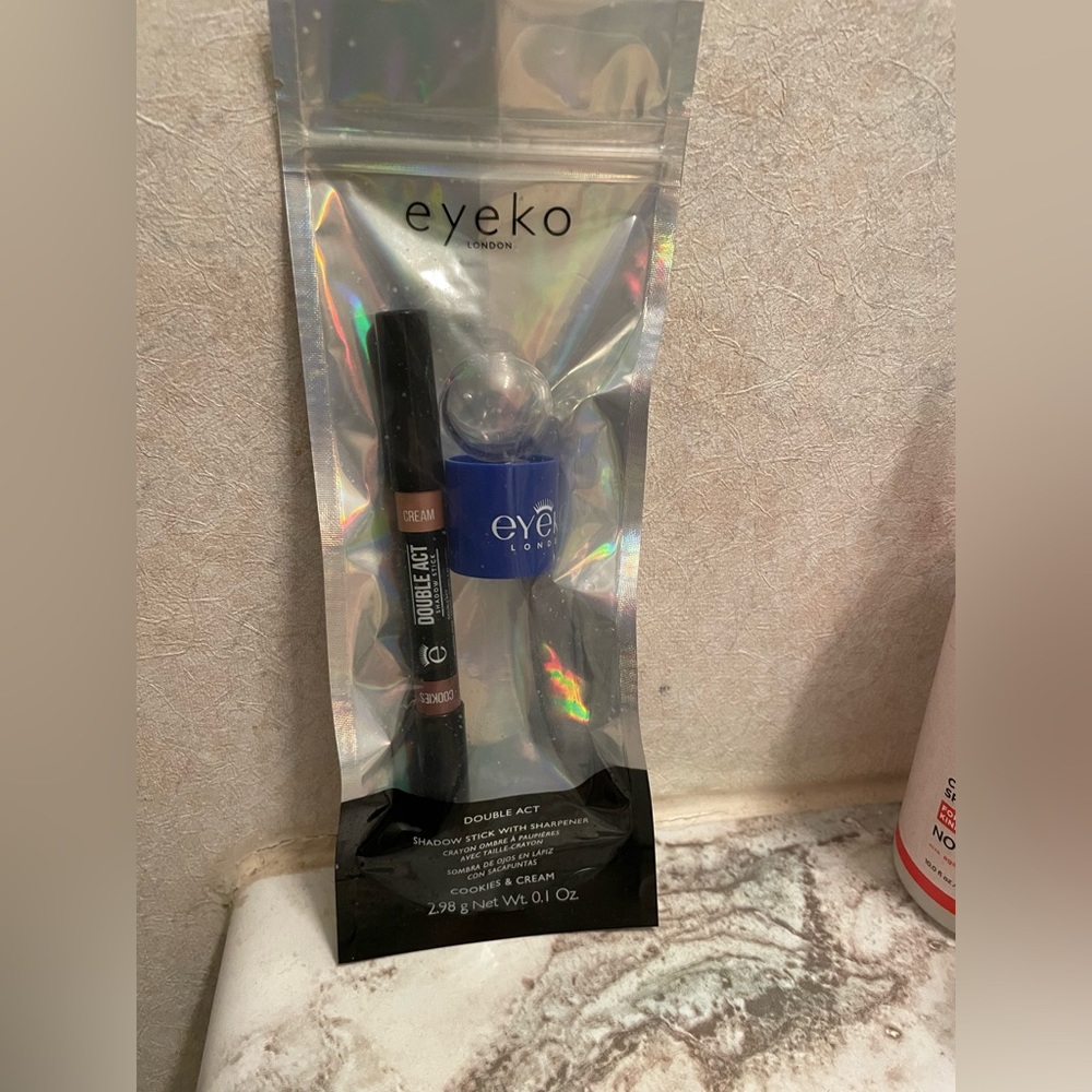 Eyeko Shadow Stick with Sharpener